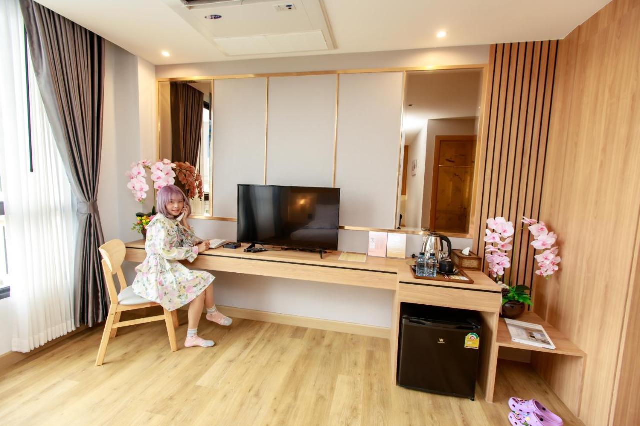 Siri Hotel Lumphun Ban Pa Daet Zewnętrze zdjęcie