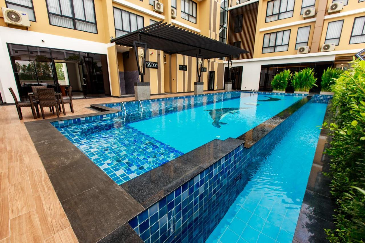 Siri Hotel Lumphun Ban Pa Daet Zewnętrze zdjęcie